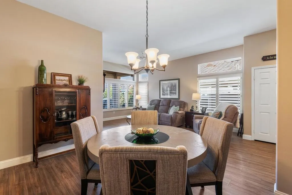 37395 Purple Shadow Road, Palm Desert, California 92211 home-pic-4